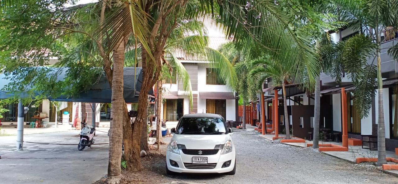 Banyan Resort Bangsaen Esterno foto